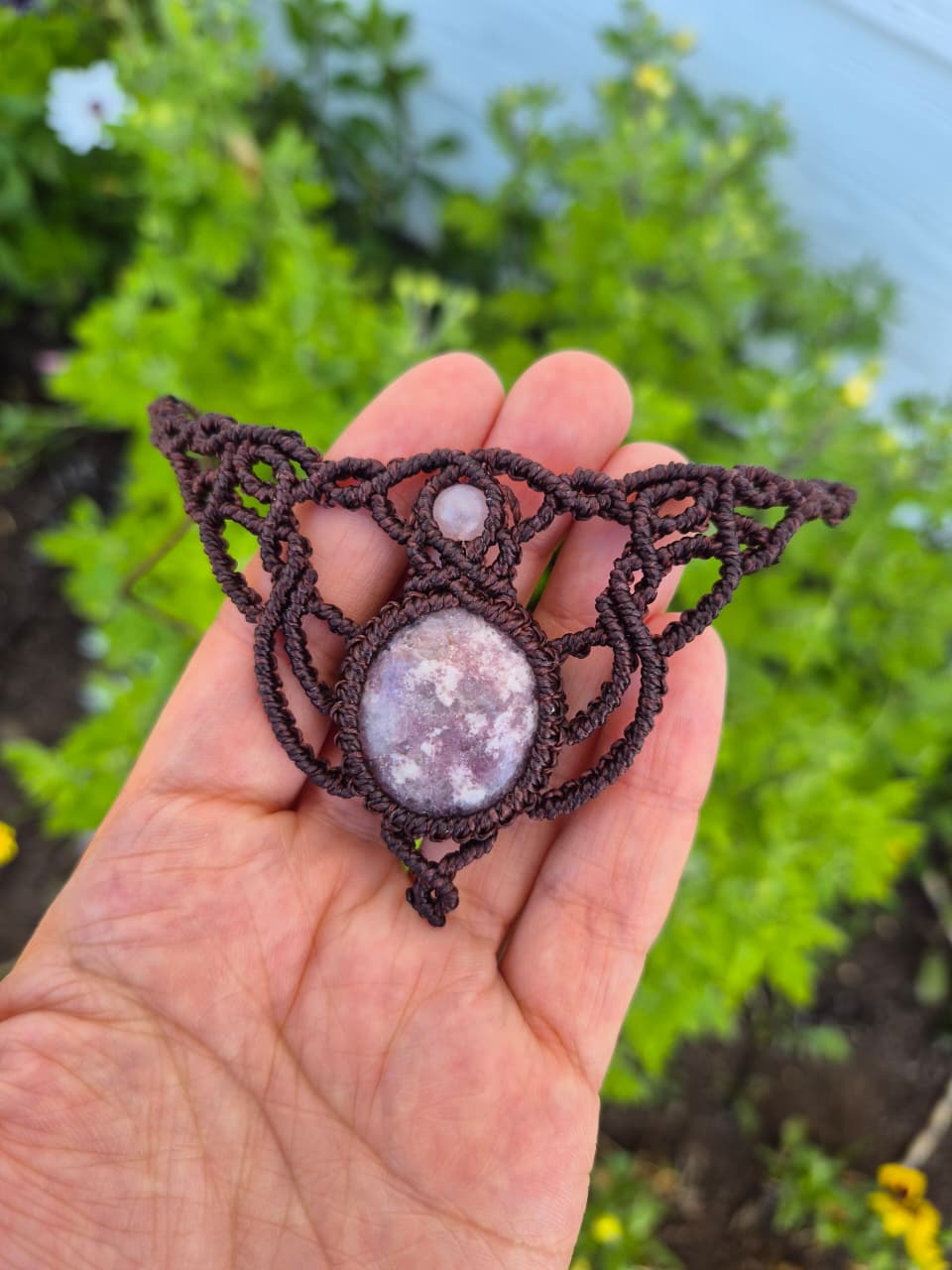 Choker macramé piedra lepidolita