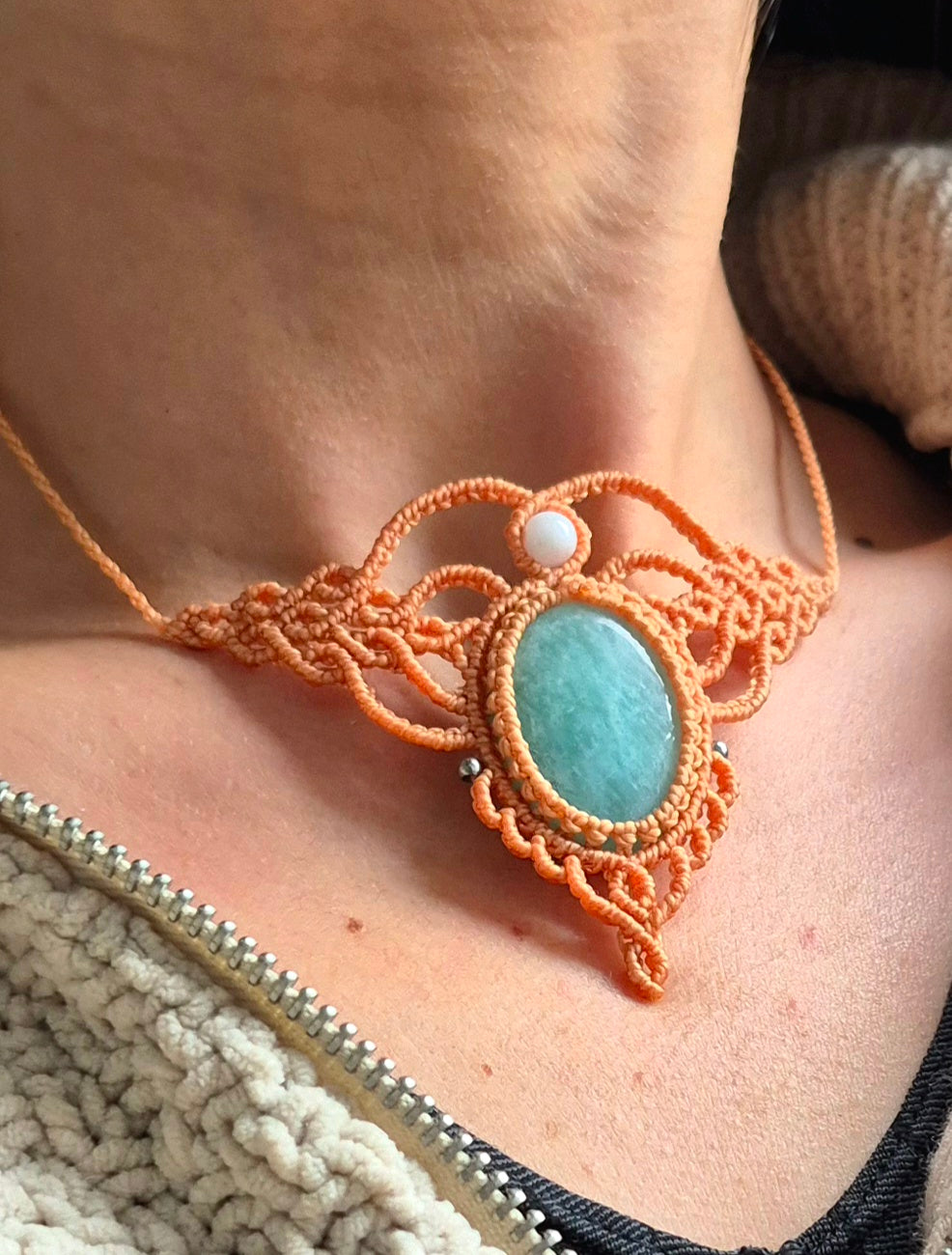 Collar choker Amazonita macramé