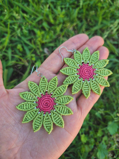 Aritos de flor diferentes colores ganchos de plata