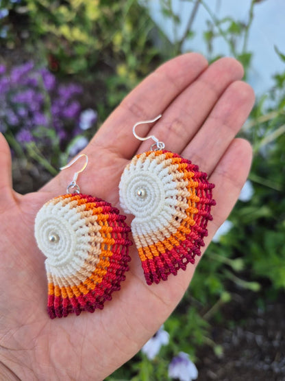 Aritos de macramé conchitas ganchos de plata 925 colores