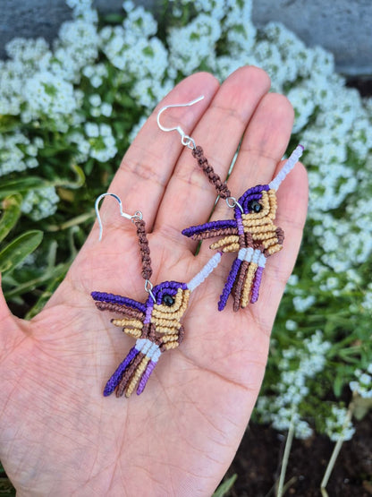 Aritos de macramé colibrí colores ganchos de plata 925