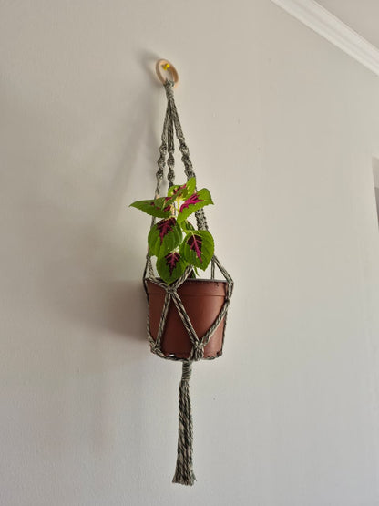 Cuelga para plantas colgante tonos verdes macramé