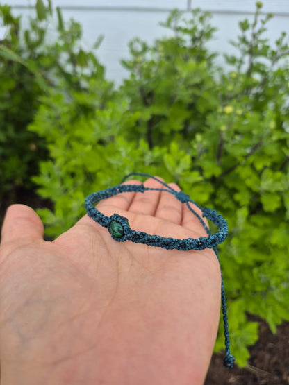 Pulsera macramé diseño Infinito piedra malaquita