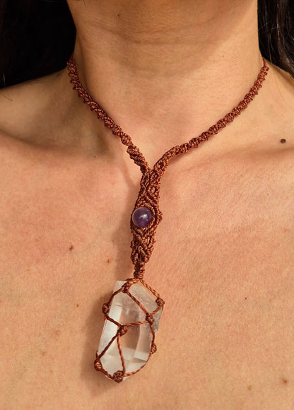 Collar cuarzo cristal y amatista macramé regulable