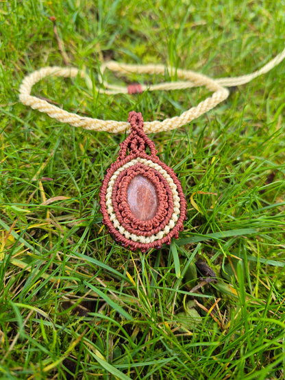 Collar macramé piedra del Sol