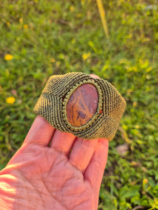 Brazalete pulsera macramé jaspe madera