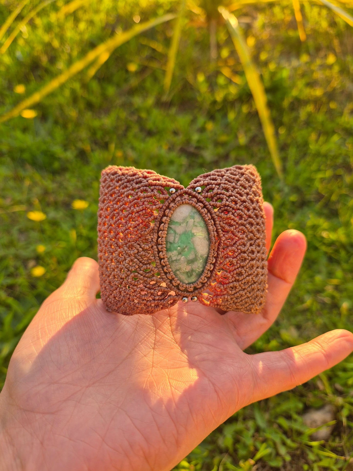 Brazalete macramé piedra variscita