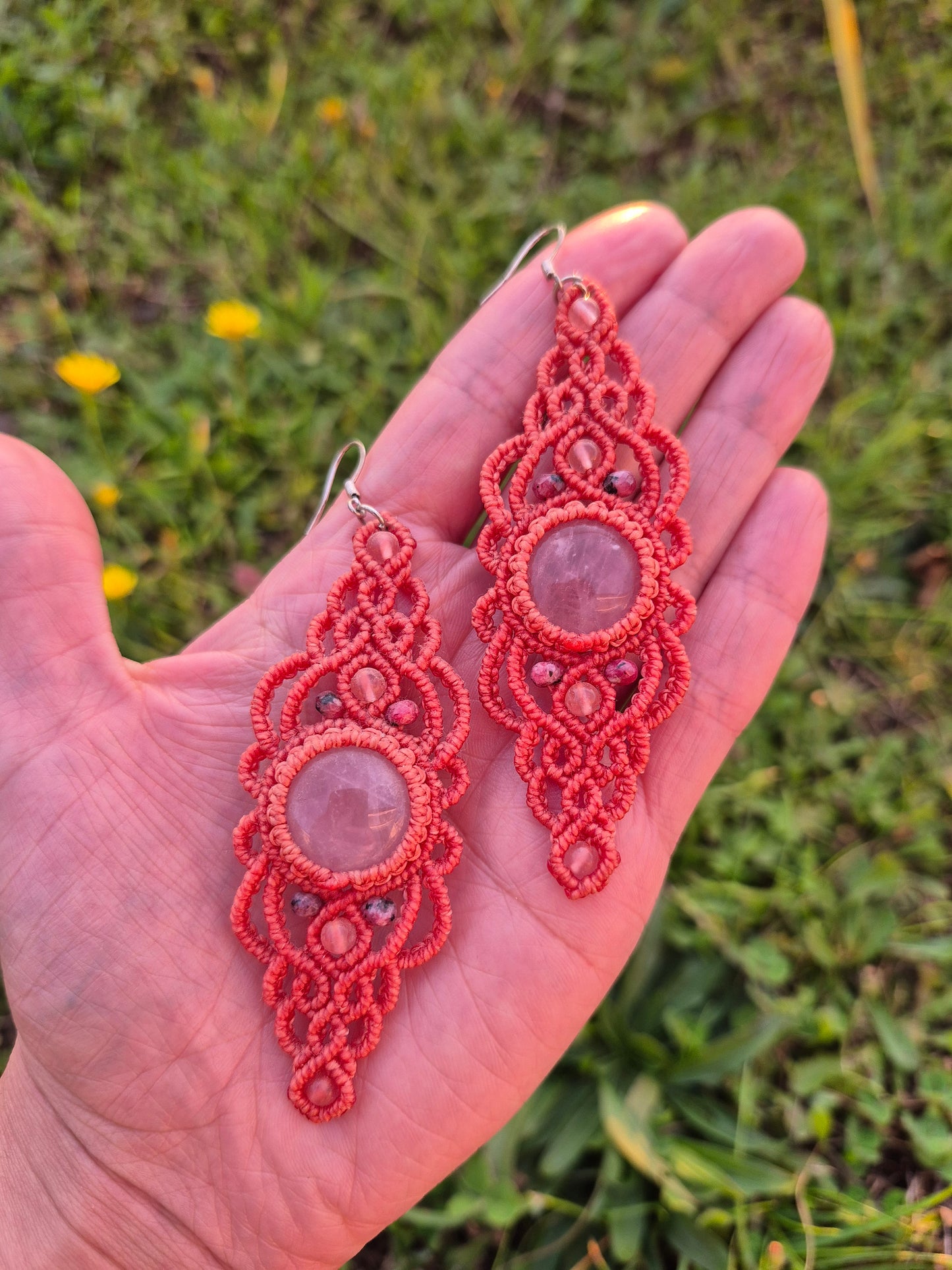 Aritos macramé cuarzo rosa grandes ganchos de plata 925