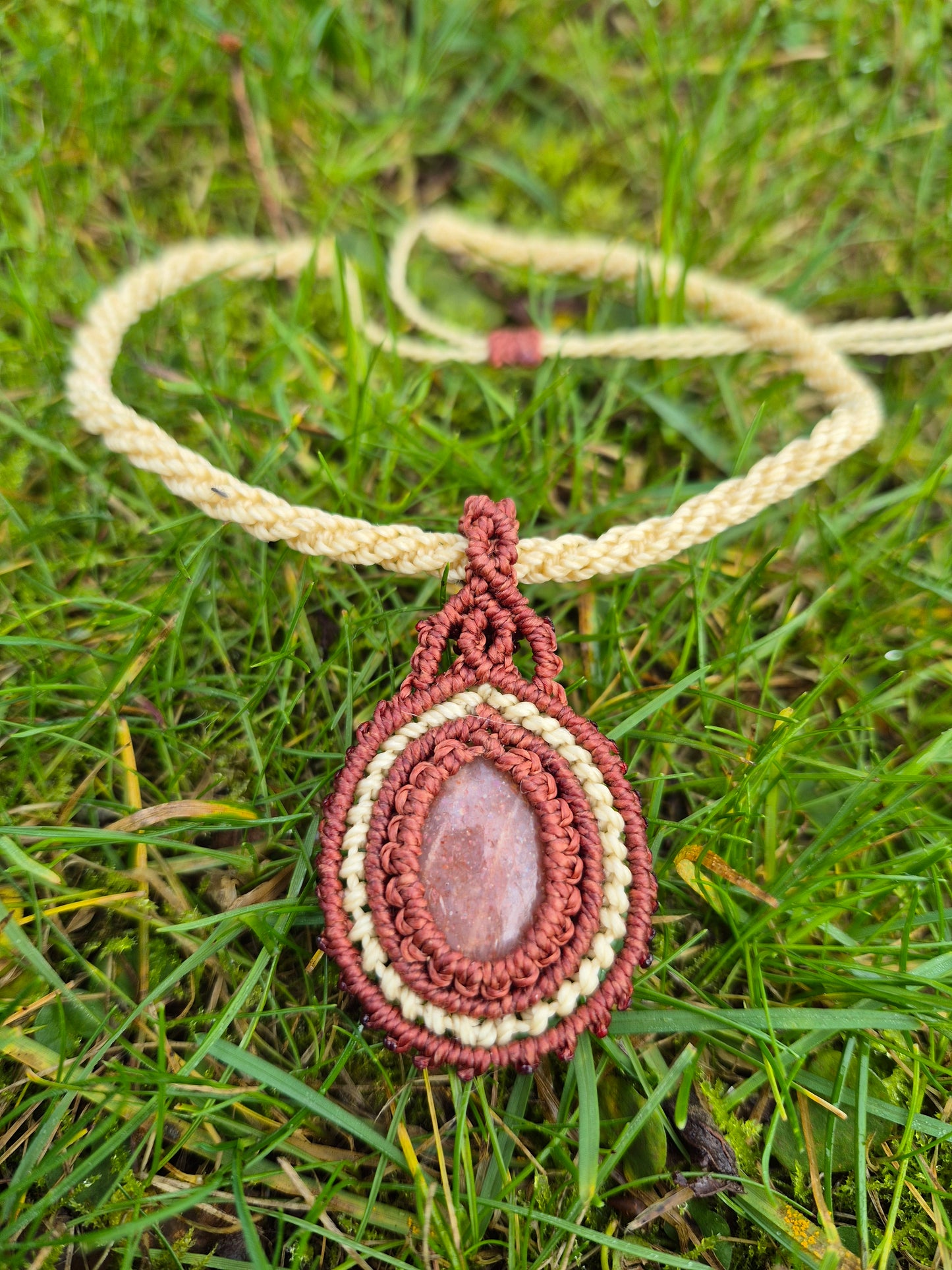 Collar macramé piedra del Sol