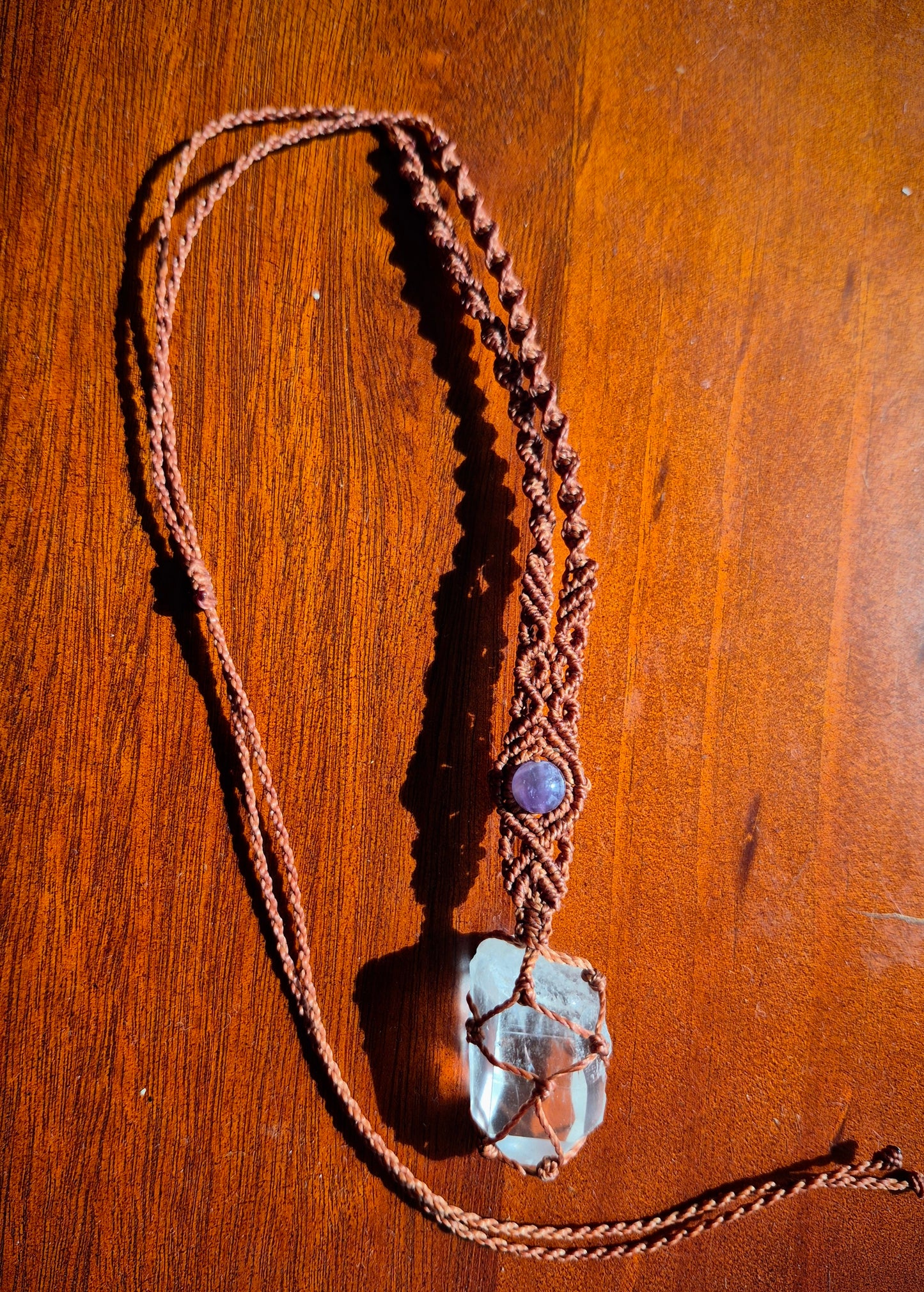 Collar cuarzo cristal y amatista macramé regulable