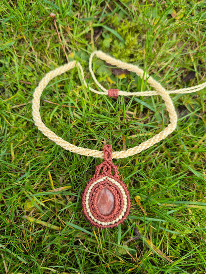 Collar macramé piedra del Sol