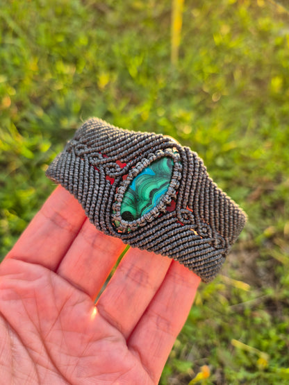 Brazalete macramé piedra crisocola con malaquita