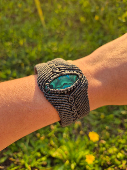 Brazalete macramé piedra crisocola con malaquita