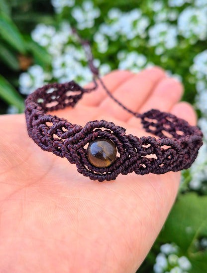Pulsera ojo de tigre macramé diseño abundancia