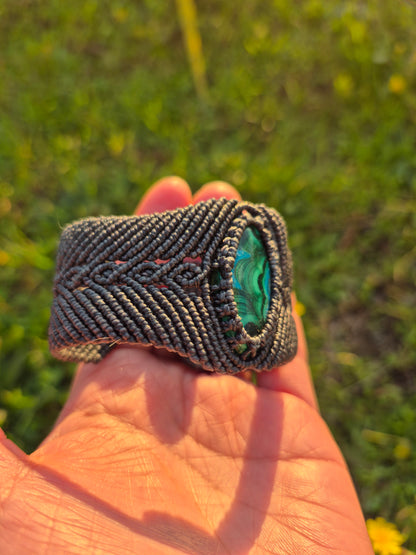 Brazalete macramé piedra crisocola con malaquita